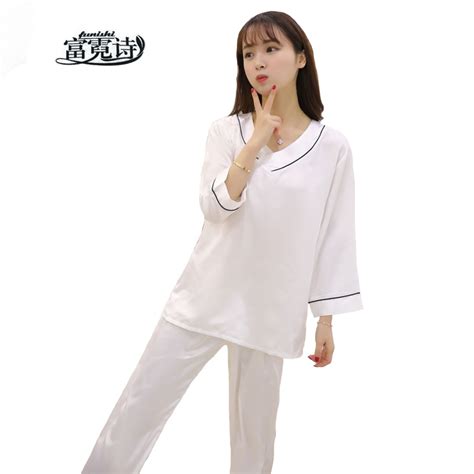 2017 Brand Ladies Satin Pijama Silk Pajamas Sets Pyjamas Women V Neck