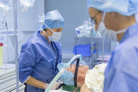 Nurse Anesthetist (CRNA) - Nursing Schools Near Me