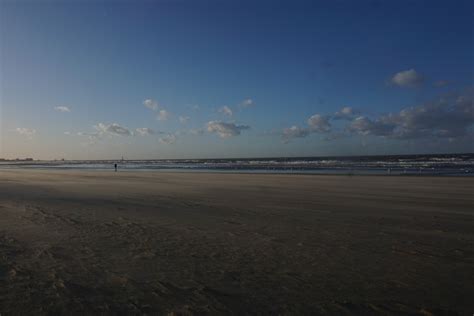 Find beach resorts in dunkirk. Plage Dunkirk, France