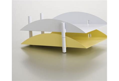 Découvrez nos accessoires de bureau design, des corbeilles à papier et objets design pour le bureau, et des objets pour la décoration de votre bureau. accessoire de bureau gamme couleur design NAM