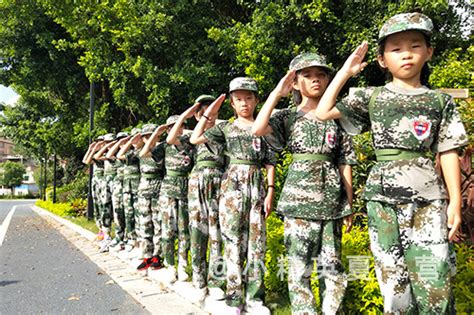 苏州军事夏令营报名处 小精英军事夏令营基地