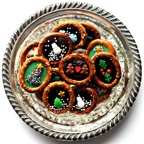 Christmas Pretzels Easy Fast And Fun The Monday Box