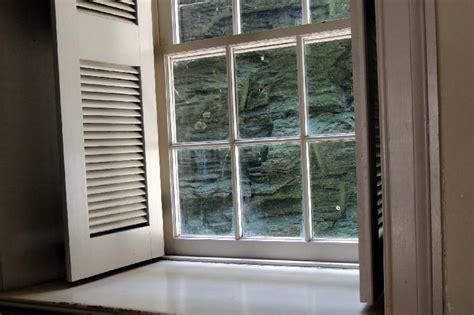 Measure the windowsill width, the cutouts around the window casing and the depth of the sill. How to Clean Window Sills - Cleaning Tips