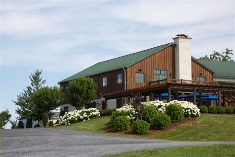 Barren Ridge Vineyards Located In Fishersville Virginia