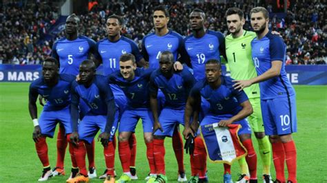 En effet, à 6 mois du premier match de l'euro 2021 face à la hongrie, à quoi pourrait ressembler la liste des 23 de la seleção ? Euro 2016 : La liste des 23 français dévoilée - Foot Espagnol
