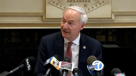 Arkansas Lawmakers Override Governors Veto To Ban Transgender Drugs