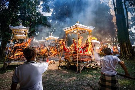 Seram Dan Merinding Ritual Adat Di Indonesia Yang Terkenal Mengerikan