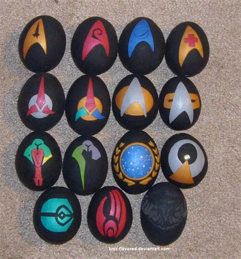These Star Trek Egg Ornaments By Deviantart User Kristi Kryz