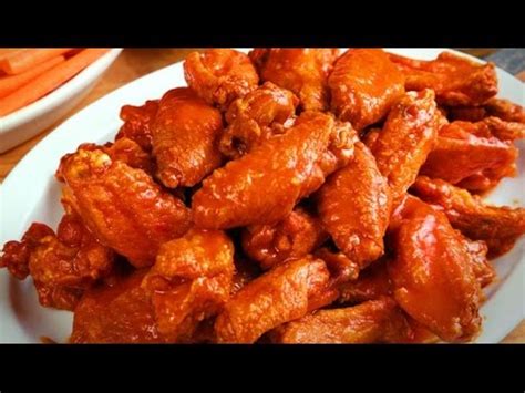 Not sure what to do with more leftovers? How To Eat Chicken Wings Fast: Teaching My Girlfriend ...