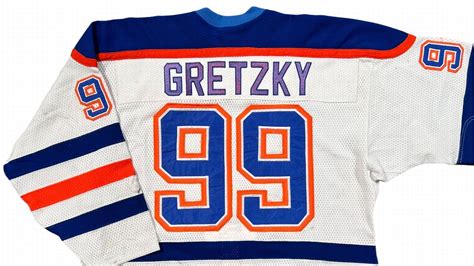 Le Dernier Chandail Des Oilers Dedmonton De Wayne Gretzky Se Vend Pour