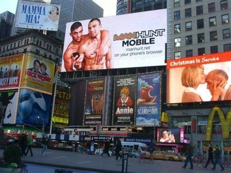 Manhunt Ad Appears In New Yorks Times Square Huffpost Voices