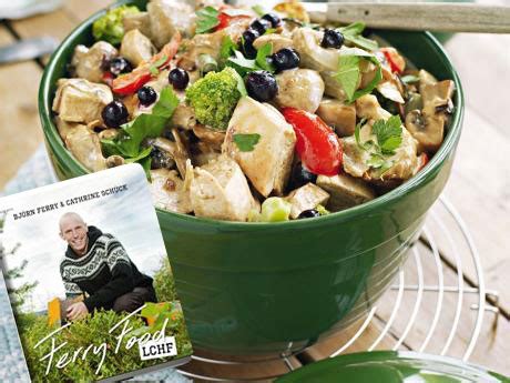 Björn lars johannes erik ferry, född 1 augusti 1978 i stensele i södra lappland, är en svensk före detta skidskytt, uppvuxen och boende i storuman. (Björn)Ferry Food | Fika med Eleonore