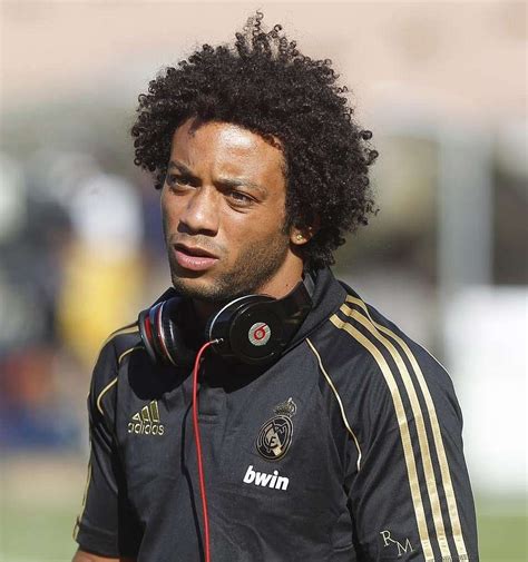 19 629 318 tykkäystä · 7 398 puhuu tästä. Marcelo Afro Hair and Hairstyles: Brazilian football player