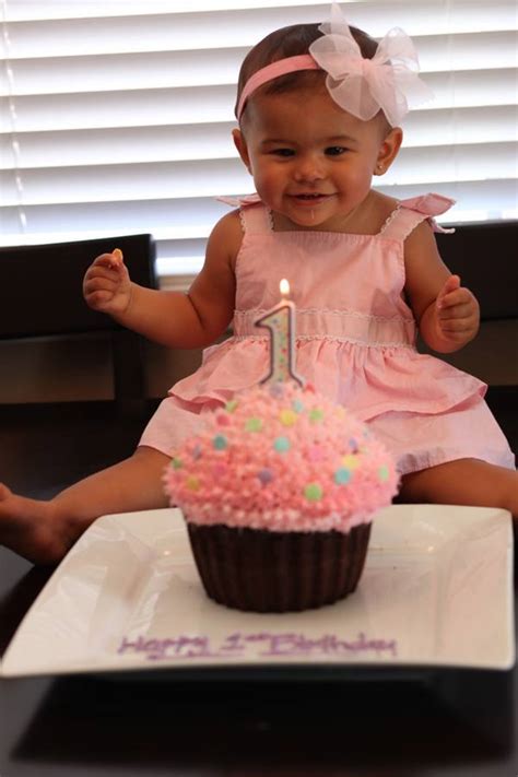 17 Cute 1st Birthday Outfits For Baby Girl All Seasons