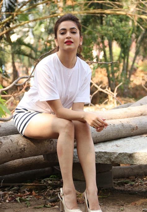 Beauty Galore Hd Kriti Kharbanda Mind Blowing Hot Thigh And Milky Legs Showing In Photoshoot