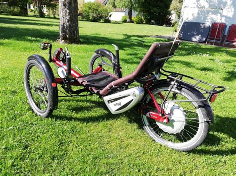 Hier treffen sich tüftler und techniker, alltagsfahrer und reiseradler, sportler und rekordjäger sowie idealisten und alle anderen menschen, die fast ausschließlich aus eigener muskelkraft mobil sind. Liegerad Trike mit E-Antr | Andere Fahrräder, HP ...