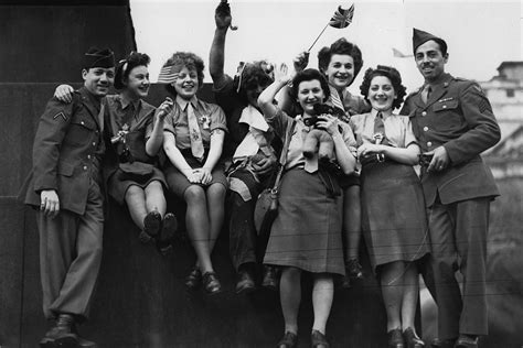 Ve Day 70th Anniversary A Look At Germanys Surrender In 1945 And The End Of Ww2 Graphic Images