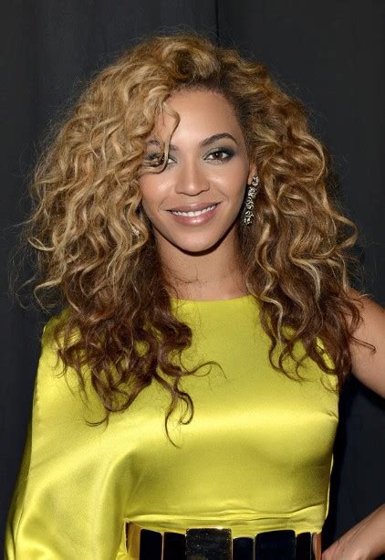 Beyonce Knowles Sexy Long Curly Hairstyles Hairstyles Weekly