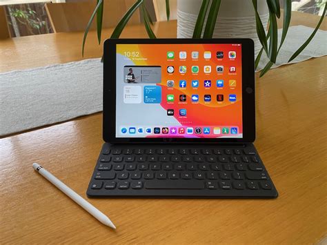 Hands On With The Eighth Generation Ipad More Power Than Ever For