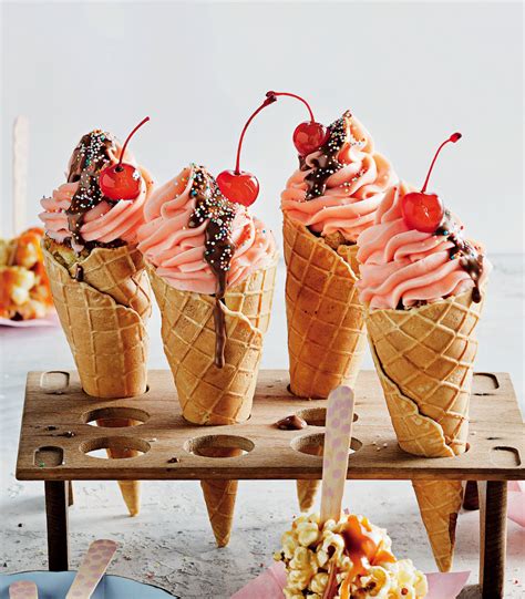 Vanilla Cupcake Cones With Buttercream Icing Mykitchen