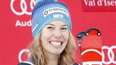 E cosa sta facendo michelle. Skirennfahrerin Michelle Gisin hat Glück im Sport und in ...