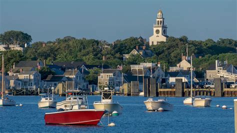 Nantucket：a City That Is Mostly Reach In Astonishing Beaches Natural