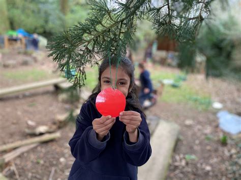 Každý den jsou přidávány tisíce nových kvalitních obrázků. Red Nose Day 2021
