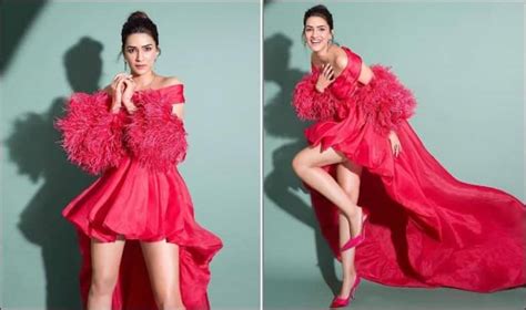 Kriti Sanons Thigh High Bubblegum Pink Dress Puts Fashion Police On Alert Viral Pictures Leave