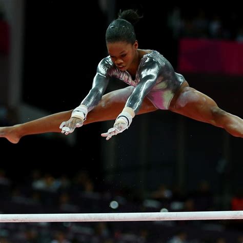 Gabby Douglas Fails To Medal In 2012 Olympic Womens Gymnastics Uneven Bars Bleacher Report