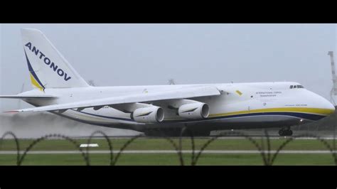 Antonov An 124 Wet And Loud Takeoff At Brisbane Airport Youtube