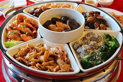 I'll download the app and then search for what it recommends that delivers. Chinese Food That Delivers Near Me - Chinese Food Nearby