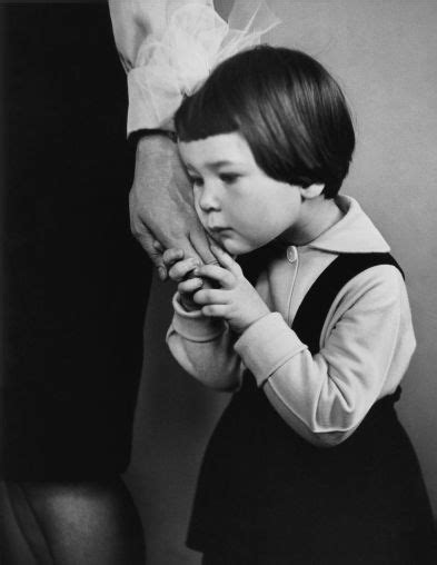 Antanas Sutkus Mothers Hand Fotografie Litouwen Kinderen