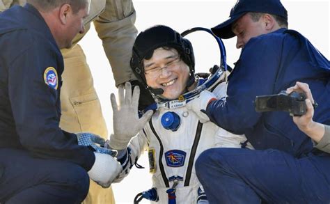 Japanese Iss Astronaut Kanai Lands In Kazakhstan After 5½ Month Mission