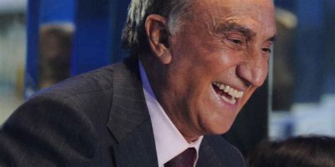 Profilo ufficiale di emilio fede. Emilio Fede, parte del risarcimento a una famiglia di ...
