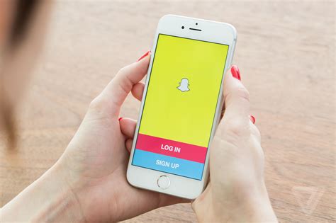 Snapchat Rolls Out Official Stories To Verify Celebrity Accounts