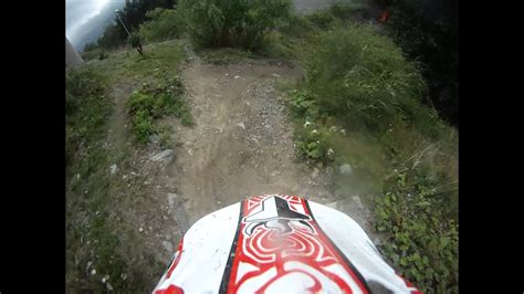 Hammarbybacken (ofta kallad hammarbytoppen) är en konstgjord kulle i stadsdelen björkhagen i södra stockholm. Hammarbybacken Downhill 2014 - YouTube