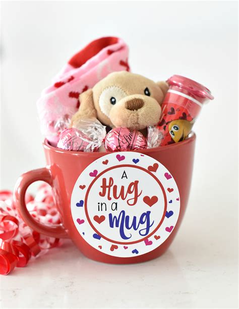 February 14th, which you of course know as valentine's day, is the most romantic time of the year. Cute Valentine's Day Gift Idea: RED-iculous Basket