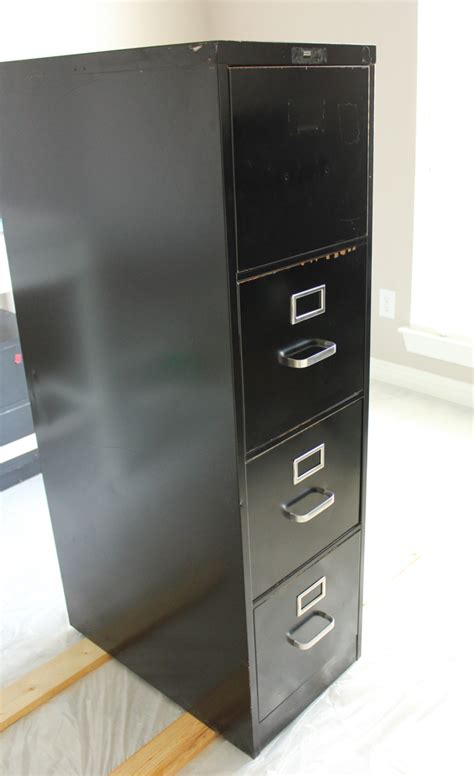 Modern file cabinets add essential organization to your workspace, whether it be the home office or company headquarters. File Cabinet Makeover with Chalkboard Paint - Design ...