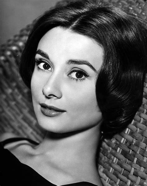 ¿sabías Que Audrey Hepburn Resucitada Para Un Anuncio De Chocolate Entretantomagazine