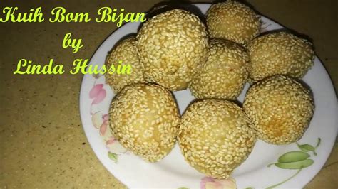 Resepi kuih bom bijan/sesame ball with red bean paste. Kuih Bom Bijan Inti Kacang - Qiqi Spa