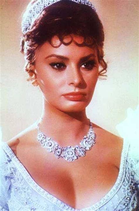 70 Hot Pictures Of Sophia Loren Which Will Make You Restless Best Of