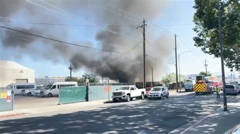 Crews Knock Down Multi Vehicle Fire Near Downtown San Jose Nbc Bay Area