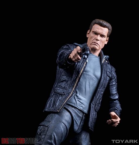 When john connor (jason clarke), leader of the human resistance, sends sgt. NECA Terminator Genisys Guardian T-800 - Toyark Gallery - The Toyark - News