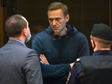 « l'état de santé d'alexeï navalny exige des soins médicaux urgents ». Russische politie arresteert ruim 1000 (!) demonstranten ...