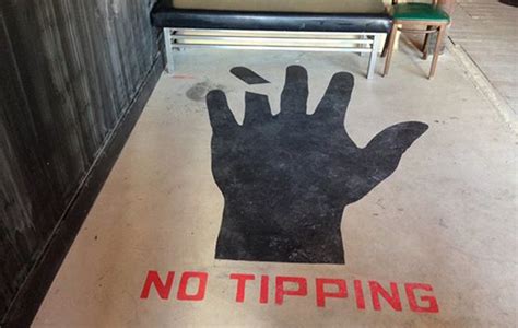 Restaurant Issues Ban On Tipping Compensates By Giving Servers 20 Of