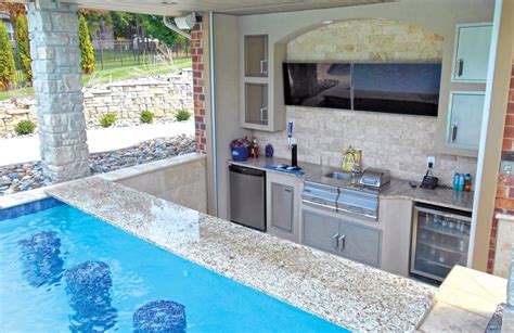 7 Reasons To Build A Pool Deck And Outdoor Features As One Project