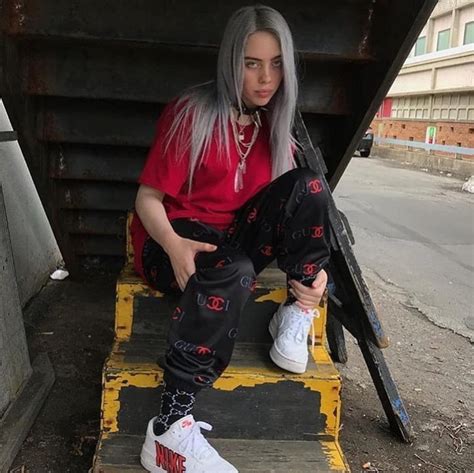 Women/girls cat ear hoodie sweater, lumbar sweatshirt hooded pink. Pin by ~Trinity Bentley~ on ~Billie Eilish~ in 2019 ...