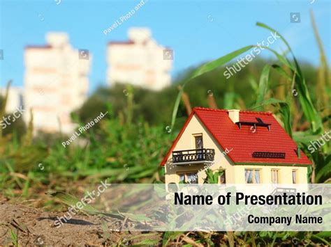 Big And Small House Powerpoint Template Big And Small House