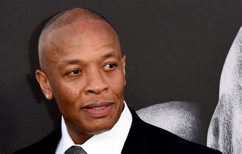 Watch Dr Dre Make A Guest Appearance In Grand Theft Auto Online The