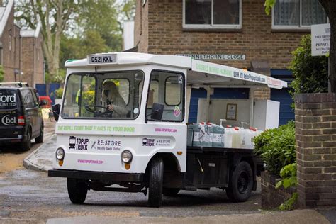 Retro Milk Float Brings Londoners Zero Plastic Groceries The Straits